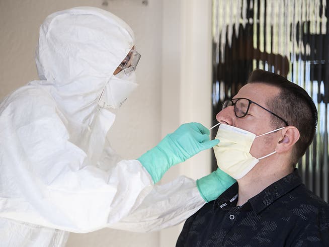 In Switzerland, over 13,200 people have now been tested positive for the corona virus.